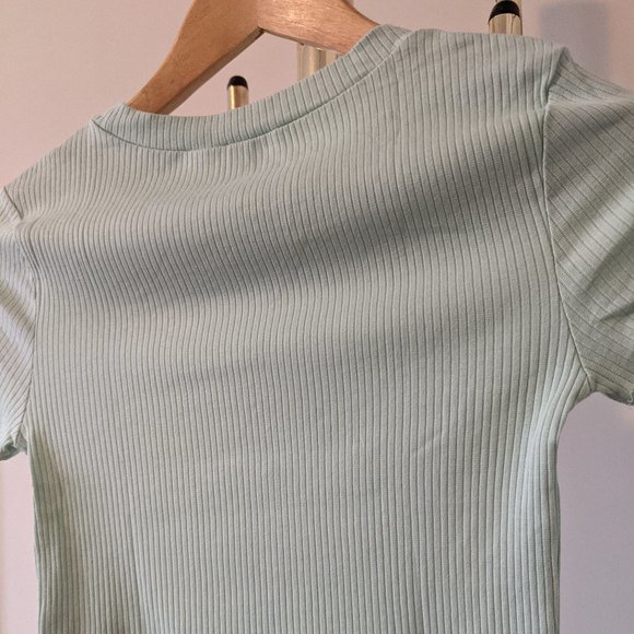 Mint Green Ribbed Crop Top - Picture 8 of 8